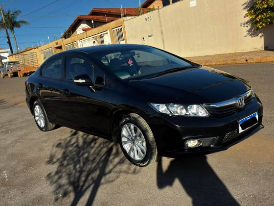 HONDA CIVIC 2.0 LXR 16V FLEX 4P AUTOMÁTICO